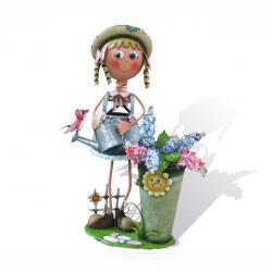 Уличная подставка для цветов - кашпо Девочка с косичками